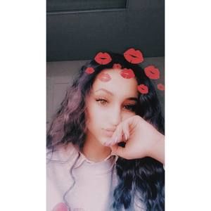 Meet your Posher, Abigail